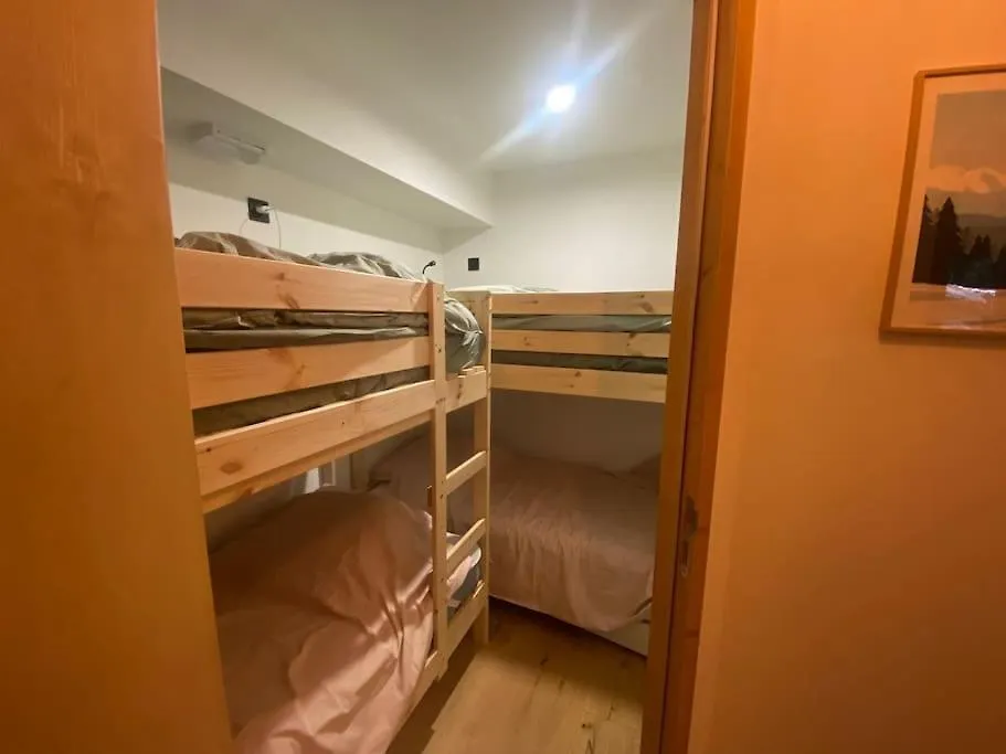 Appartement T2 De Standing Neuf 6-8 Personnes Avec Balcon Et Jardinet Au Pied Des Pistes A Combloux France